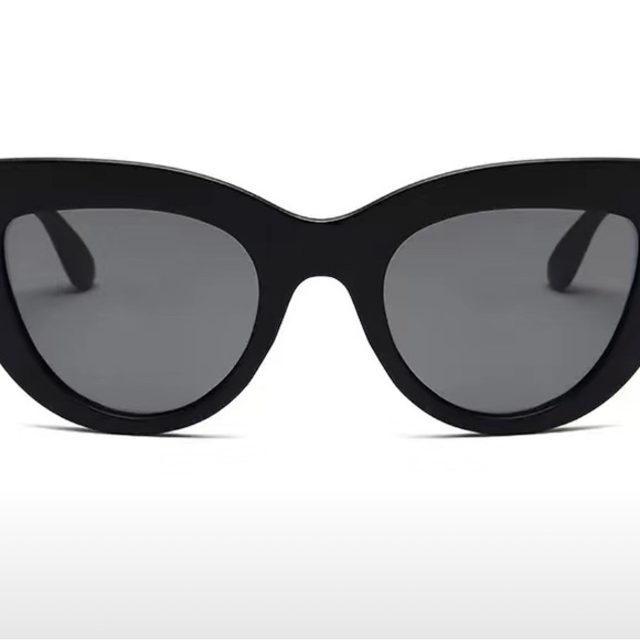 Cat Eye Fashion Sunglasses Black - Picture 2 of 8